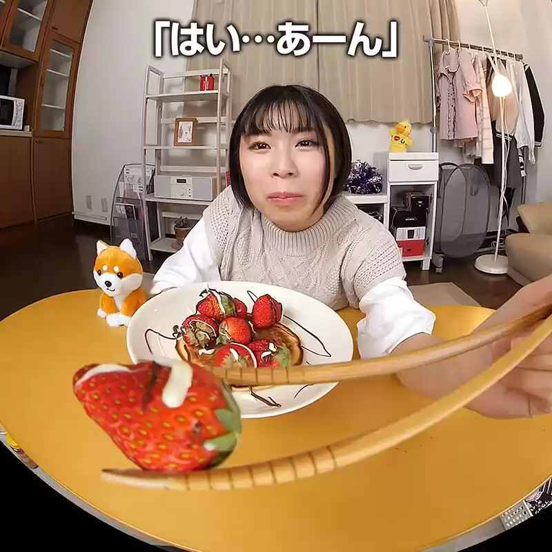 【VR】これぞリアル！究極のいちゃらぶ！なつの笑顔を独り占め！ボクの彼女はAV女優「愛情こめたパンケーキ…一緒に食べよ！」 佐野なつ