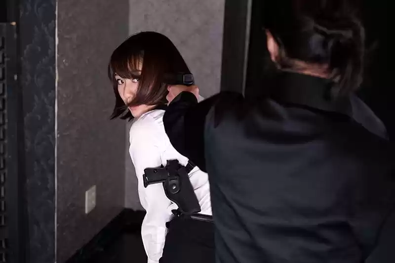 特別警護隊の女 ～誇り高きアルテミスの無惨なる肉虐～ Episode-3 鉄壁の防御は破られて堕ちゆく女体 その屈辱、妖しい香りを放ちつつ 梨々花