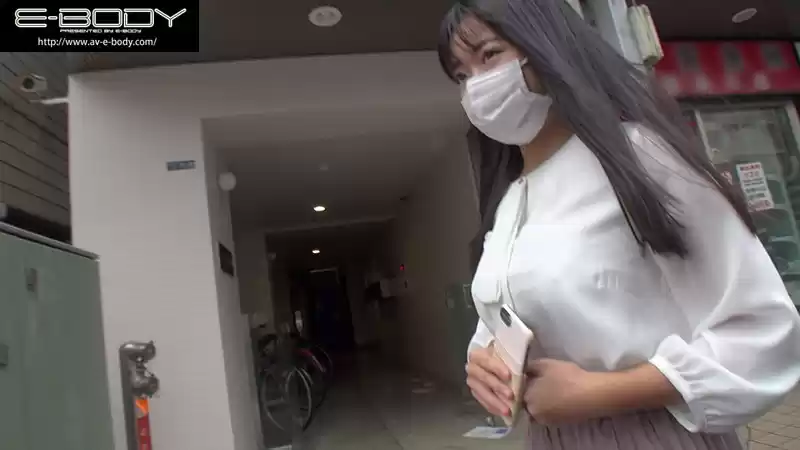 完璧なるお嬢様として育てられた彼女は隠れ変態でした… Jカップ現役英語教師AVデビュー 舞奈みく
