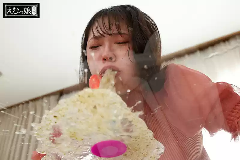喉奥えぐる凶悪棒を丸飲み涙目 限界フレッシュ嘔吐で世界を潤すイラマNewアイドル 二葉エマBEST