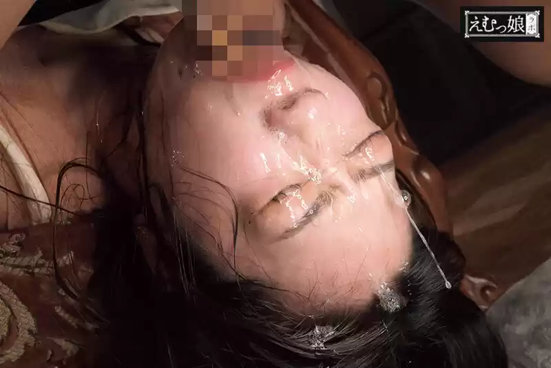 喉奥えぐる凶悪棒を丸飲み涙目 限界フレッシュ嘔吐で世界を潤すイラマNewアイドル 二葉エマBEST