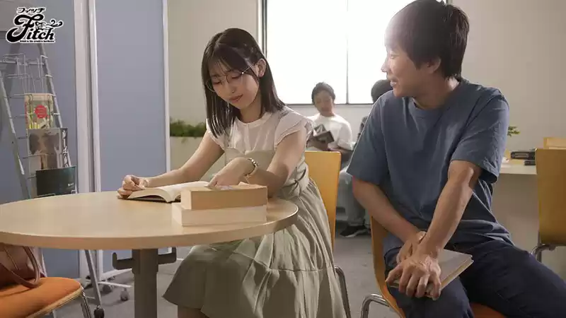隠れ肉食系の文学女子に淫語を囁かれねっとり甘責めされて食べられる。 卯佐美りん