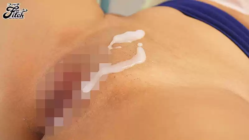 絶対に知られたくない先生の弱みを握った落ちこぼれの僕は ずっと嫌な顔されながらむっちり柔らかいパイパンマ○コに中出ししてやりました… 木下ひまり