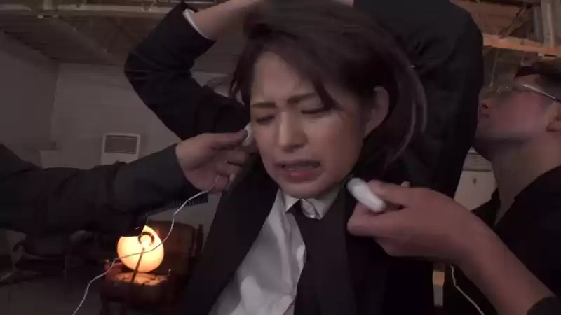 監禁！拷問！調教！絶叫！絶頂！ 強●絶頂絶叫拷問調教 潜入麻薬男装捜査官 美しき男装女戦士悶絶完墜OVER TRIP媚肉 渚みつき