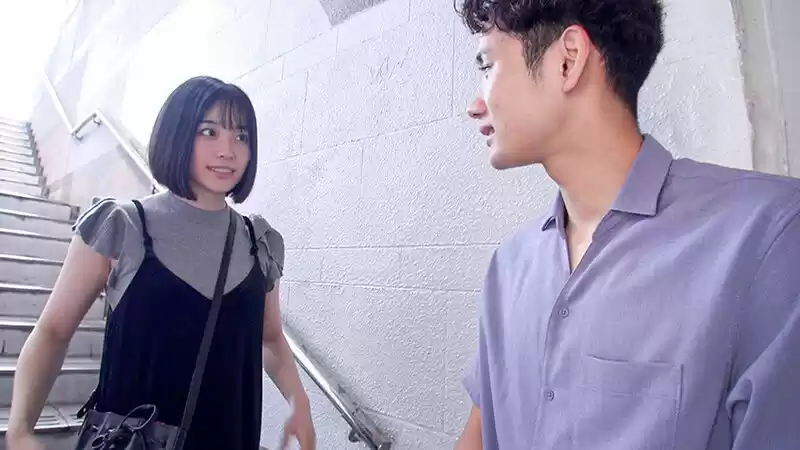 SNSでナンパした美人人妻が、旦那以外の身体に興奮してドエロい本性さらけ出しちゃいました！ 花音うらら