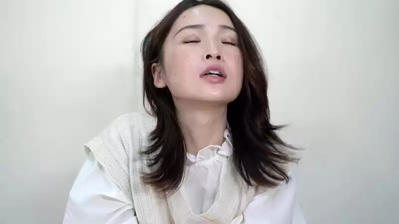 トイレに間に合わずに、そのままオモラシ…してしまいました。。。見ます？ 合田さくら