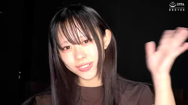 【激レア】「超貴重な口内・歯・のどちんこ観察＆小魚咀嚼巨大女プレイ！」甘井くるみ