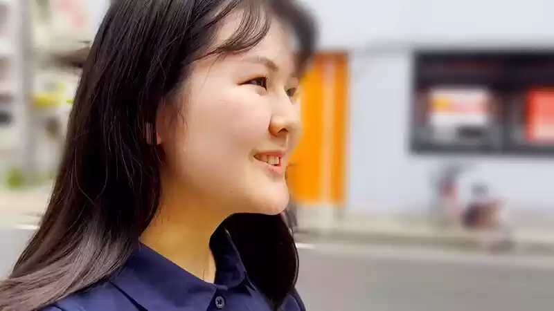 M男が街中で女性に声をかけてキスさせてもらう 書店員 りかちゃん