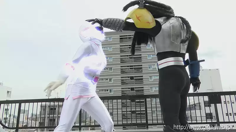 惑星戦隊アースマン アースホワイト屈辱の絶頂 及川うみ