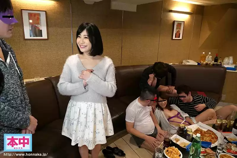留学生の初体験！日本人の生チ○ポと異文化交流中出し乱交記録ビデオ 美玲