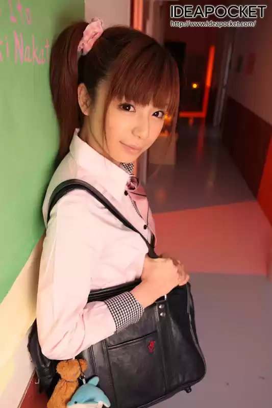 学校でしようよ！ 栗林里莉