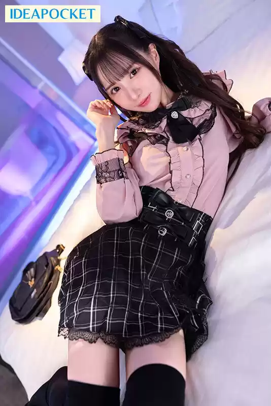 【VR】被害妄想、共依存、予測不能な感情のアップダウン… 危険、ヤバイ、めんどうくさい リスクしかないのに抱きたいと思わせる ビジュ最強メンヘラ地雷女の究極形態が 目の前にいる佐々木さき