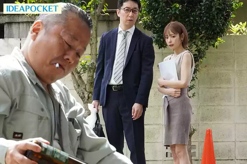 人妻自宅エステサロン 醜いゲス隣人の絶倫チ〇ポで何度もイカされてしまった美人エステティシャン 桃乃木かな