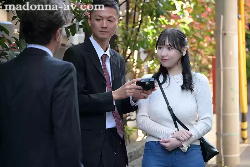 ヌードモデルNTR 上司と羞恥に溺れた妻の衝撃的浮気映像 庵ひめか