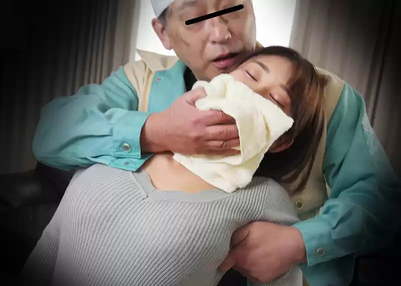 爆乳尻の奥様を盗撮 昏●レ●プ 強●ハメ撮りでザーメン中出し 美波もも