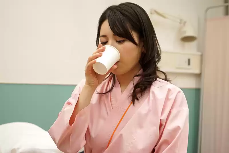 産婦人科どすけべ診察 検診で来院した美人妻のお股をぬぷぬぷ診療しまくる悪徳エロ産婦人科医 05 紗々原ゆり