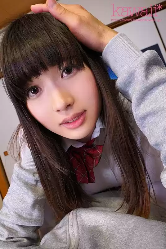 【VR】お兄ちゃん連呼！仮想兄妹体験VR 妹に甘え声で超密着されて… 誘惑に負けちゃったボク 友利ほのか