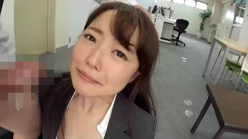 新入社員だよ♪ぶっかけ！OLスーツ倶楽部16～新入社員ちはるさん23歳のセクハラ体験告白～ 宮沢ちはる
