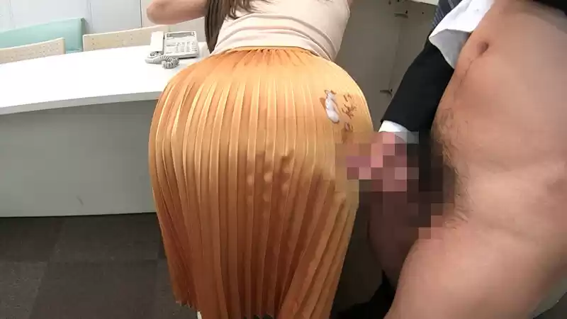 夫のオフィスでヤラレたいの…社員達との輪●SEXに酔いしれる社長夫人～ぶっかけ！つるつるサテン美女ハードコア～（中編）社員達からぶっかけ三昧 佐伯由美香