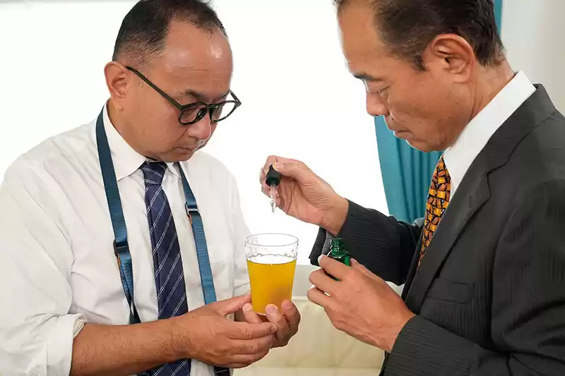 愛妻よ！他人棒でイキまくれッ 蒼山愛奈