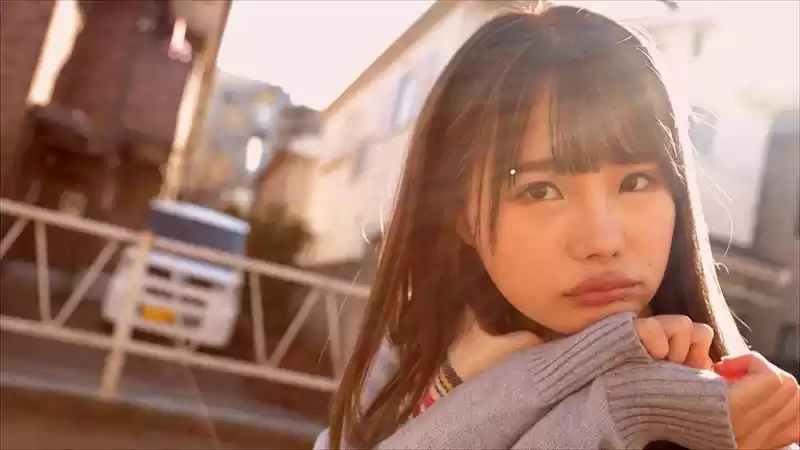 「先生…若い女の子とHしたコトある？すっごく気持ちいいよ…？」来夏、7年間付き合っている彼女と結婚予定だった僕は、人生を狂わせる教え子に迫られ続け、中出し孕ませ性交をやめられなくなってしまった…。 松本いちか