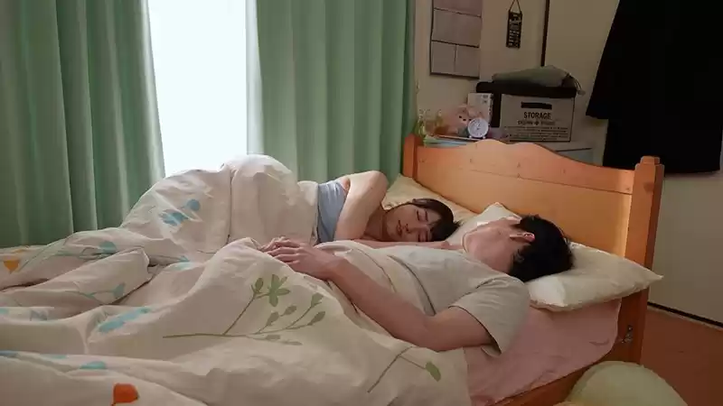彼が出張で不在中、彼の父親に執拗に媚薬姦され続け、性交中毒と化した美少女。 中城葵