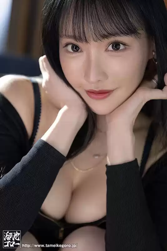 某ドSテレビプロデューサーとの枕営業でマゾ覚醒した元芸能人妻ハードブレイクAVデビュー 兎美かれん