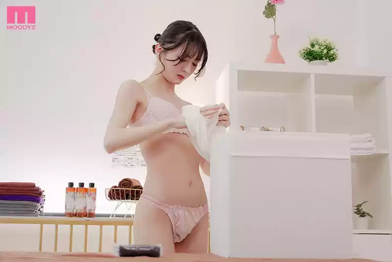 妊活エステNTR卑猥な施術師の猥褻体質改善メソッド敏感乳首イキ失禁するカラダに変えられた人妻(わたし) 幸村泉希
