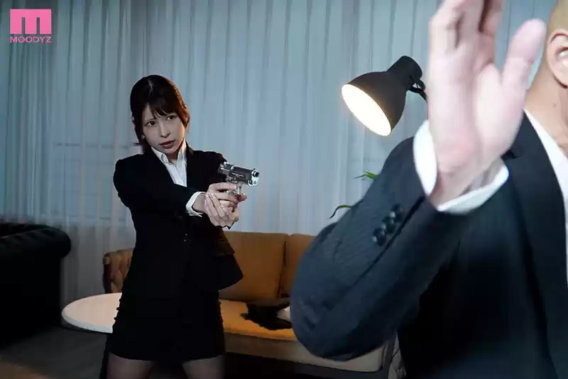 ～夫の上司に犯●れる最強美女～捜査官を辞めて妻になったのに… 有岡みう