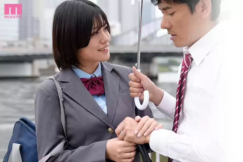 日焼けあと残る巨乳生徒のマンスジ誘惑に我を忘れ放課後不倫に堕ちた最低な担任のボク… 七海まの