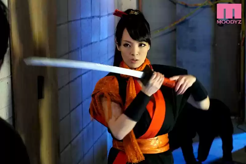 女忍 Hitomi