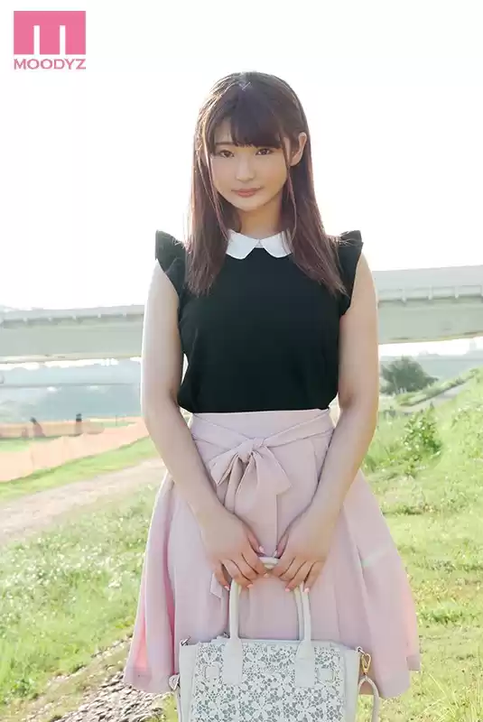 巨乳がコンプレックスな現役女子大生AVデビュー 高岡美鈴
