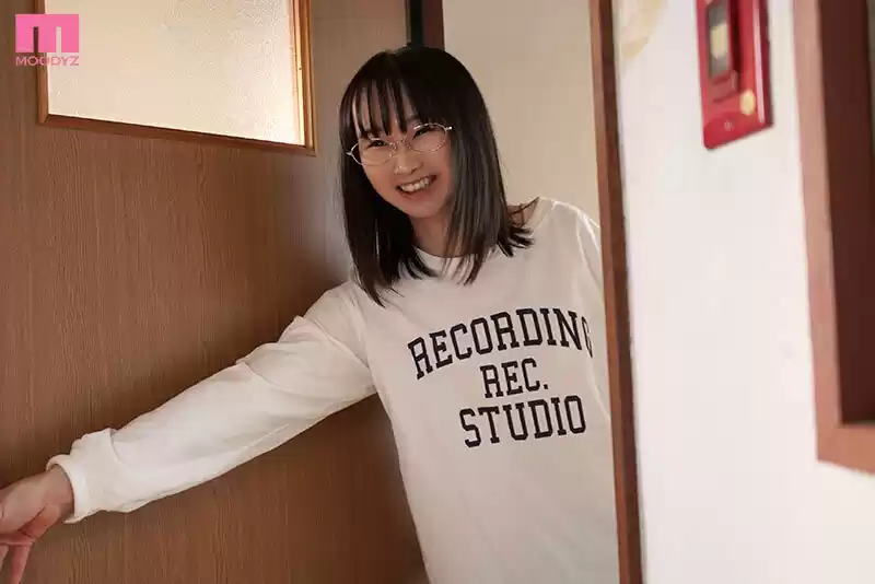 脱いだら美乳Fカップ ウエスト52センチ、厳格な家庭で育ったお嬢様はめちゃくちゃに犯●れたい。性欲大解放ドM覚醒デビュー 清乃みより