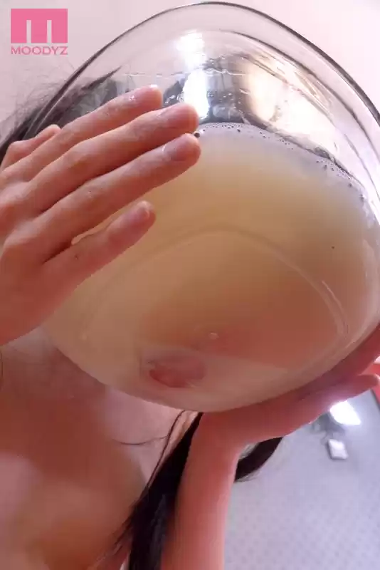 114発400mlの精子を全てまとめてごっくん あおいれな