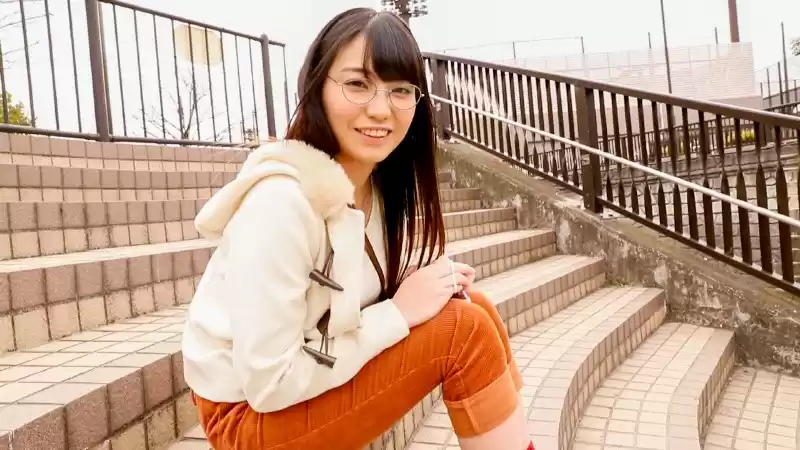 舐められたくて舐めたい粘着メガネ腐女子 天野美優