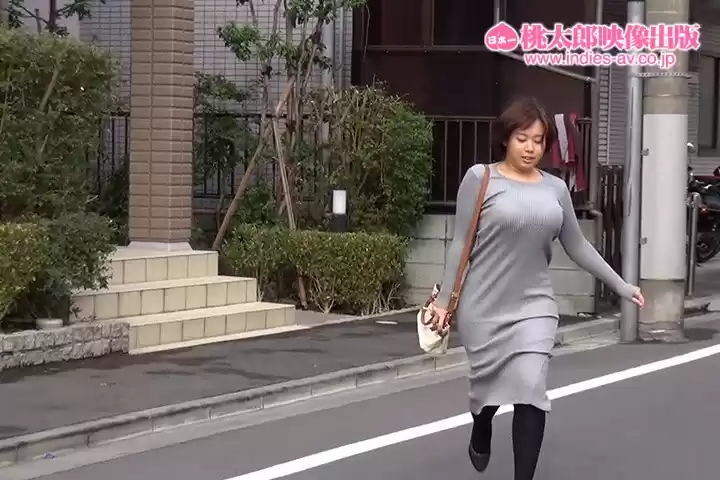 窒息注意！むっちりエクセレントボディ塚田詩織BEST4時間 日本人ばなれのワガママなカラダだけど…感度抜群なんです