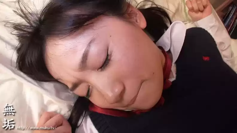私の娘を寝取ってください。 愛娘を目の前で上司に犯●れ興奮する父親の異常性欲。 大島美緒