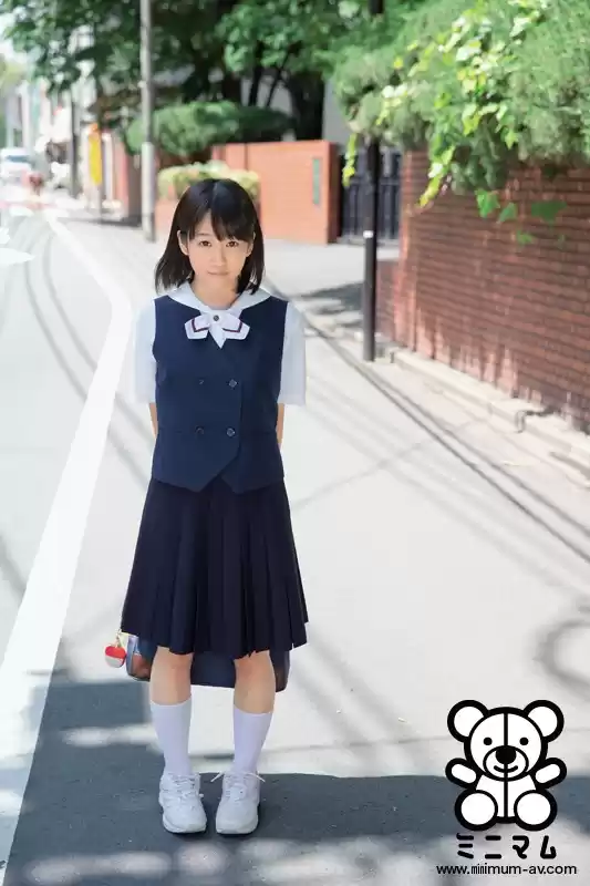 ママは知らない…思春期の娘とパパの歪んだ愛の日常。ゆり149cm