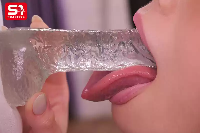「これ絶対気持ちいいやつ…」 顔もテクも圧巻エスワン女優のチ●ポしゃぶりがモロ見え!超・鮮・明!!究極のディルドフェラ映像45連発!