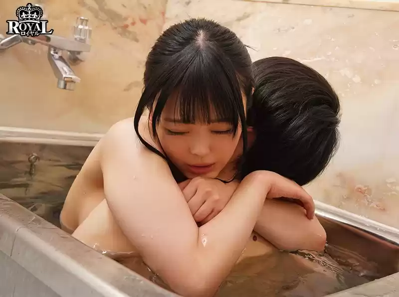 巨乳になってた幼馴染の誘惑に負けて、めちゃくちゃ生中出しSEXした。 四葉さな