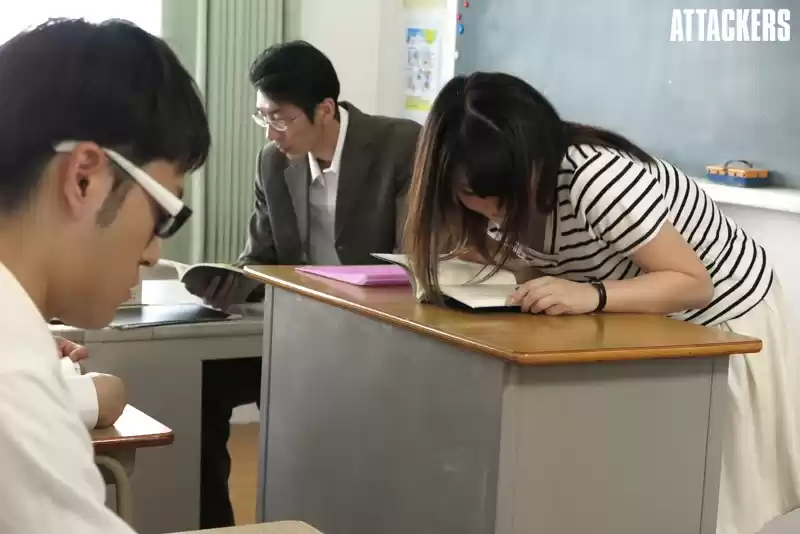 恥辱の教育実習生13 妃月るい