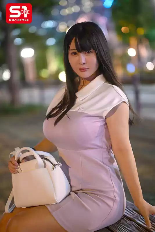 神楽ももかが240日セックスも撮影もしなかった結果、舌と舌が触れた瞬間おま●こ大洪水 我を忘れてKカップをブルンブルン揺らし10代の頃みたいに腰振りまくった濃厚で濃密なケダモノSEX