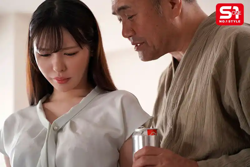 結婚したばかりなのに…私は夫のお義父さんにぐちょぐちょ舐め犯●れ虜になりました。 黒島玲衣
