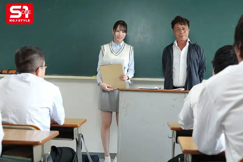 フレッシュ教育実習生が若い彼氏よりも中年オヤジ教師にドンハマりしてくキメキメ媚薬漬けNTR 村上悠華