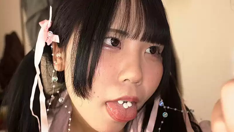 【アヘ顔ぶっ壊れ】強●クスリ漬け トー横地雷系女子を拉致って首絞めビンタイラマ折●！！ ビチョ濡れ潮吹きガンギマリ堕ち！すずめゆら