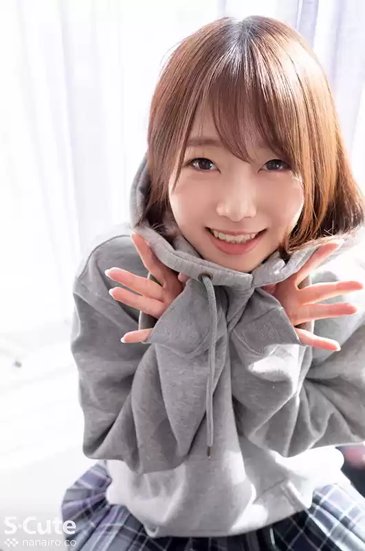 「授業サボっちゃった」有名大学に通う現役女子大生の潮吹きSEX 渡辺まお
