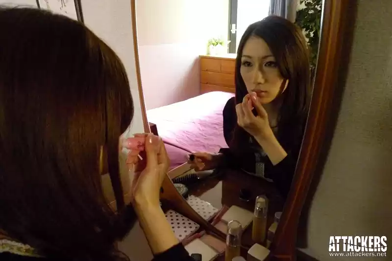 MOODYZ×ATTACKERSコラボ企画 あなた、許して…。 ファインダー越しの愛欲 JULIA