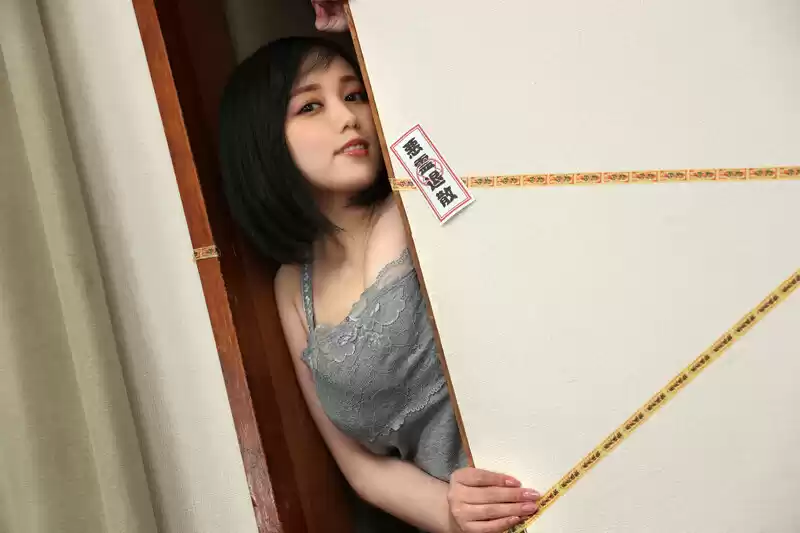 【VR】爆乳パラサイト 豊満ボディの居候から攻撃的おっぱい淫行 田中ねね