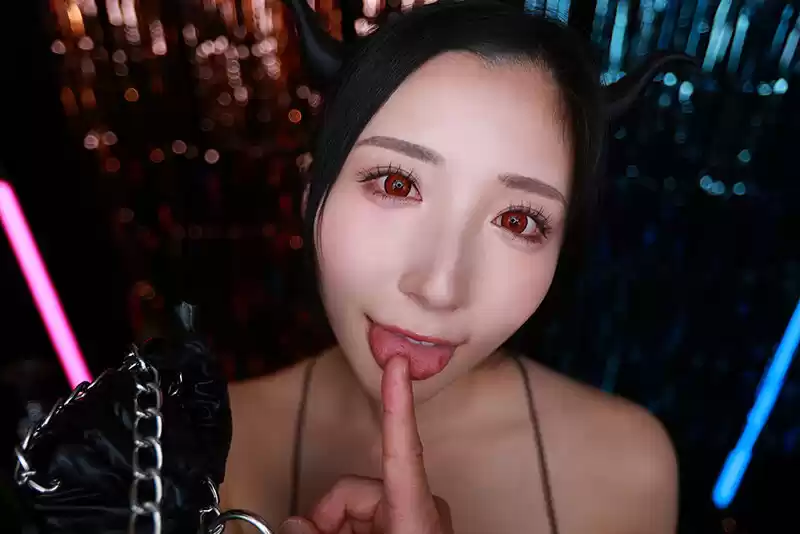 【VR】シン・顔面特化アングルVR ～サキュバス未奈が顔面至近距離でボクを’搾精イラマ’で射精管理する！！ 北野未奈