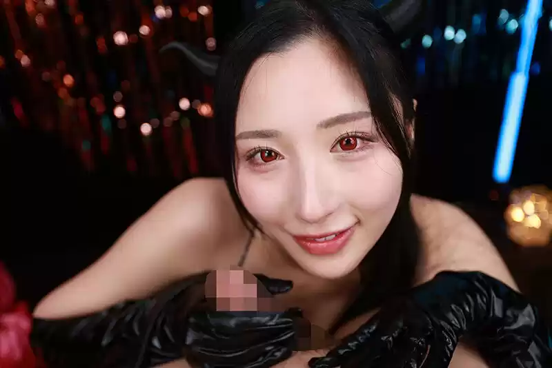 【VR】シン・顔面特化アングルVR ～サキュバス未奈が顔面至近距離でボクを’搾精イラマ’で射精管理する！！ 北野未奈